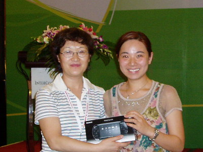 EDN China�������˳���Ӣ������ں�Ӱ